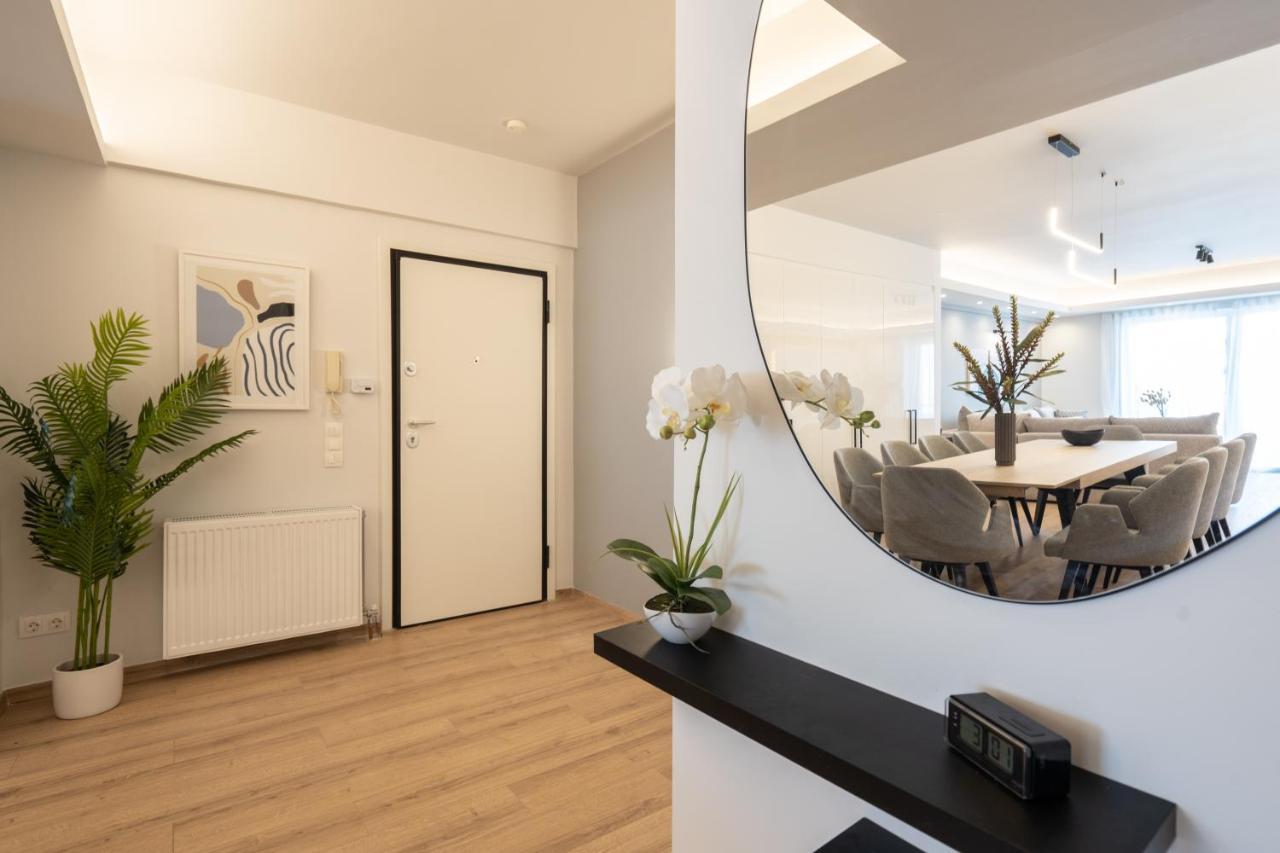 Luxury 4 Bedrooms Apartment Near Flisvos Marina 피레아스 외부 사진