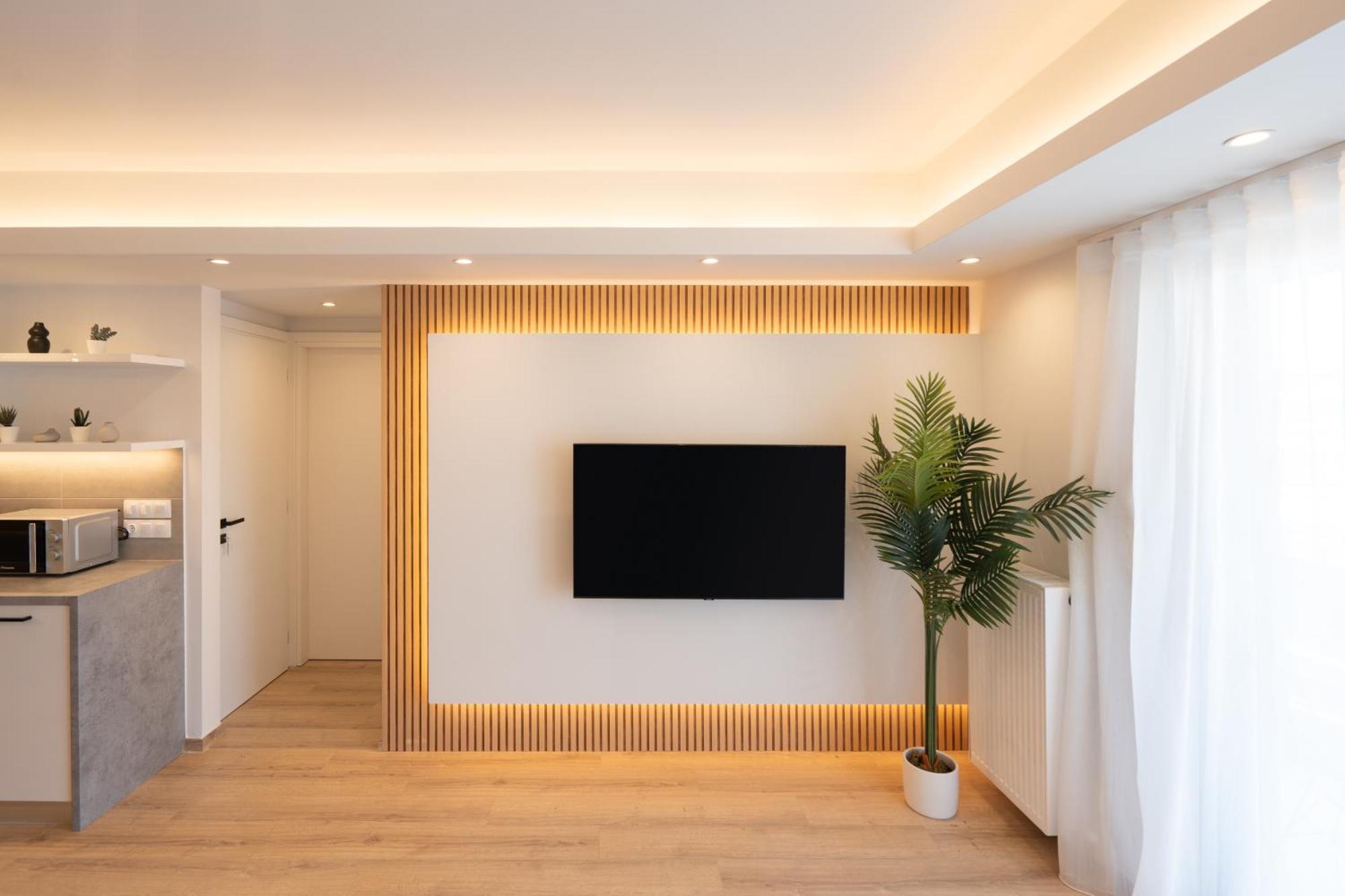 Luxury 4 Bedrooms Apartment Near Flisvos Marina 피레아스 외부 사진